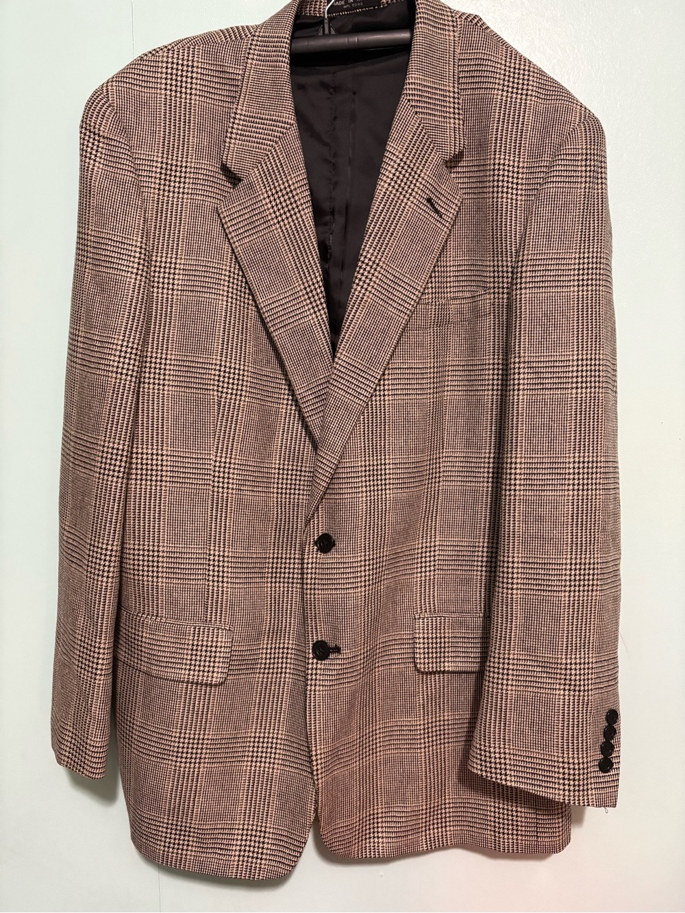 Club Room Glen Plaid Sport Coat in Brown and Cream